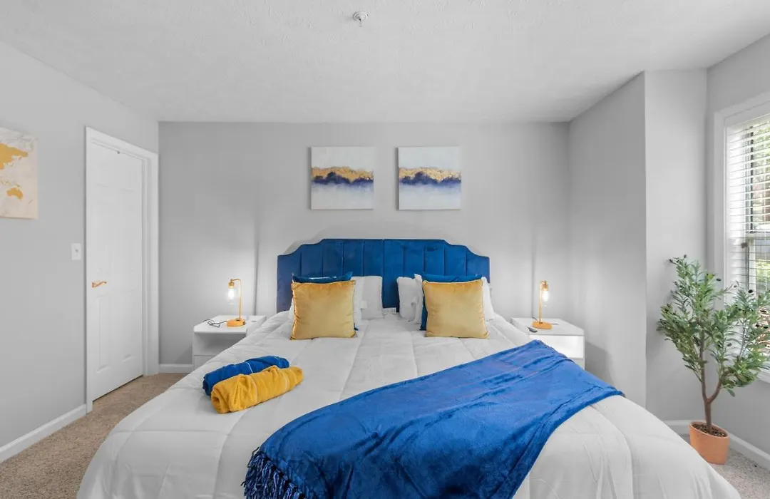Modern Sapphire Sanctuary Near Braves Stadium-1