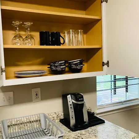 Cozy - Home Away From Home With Free Parking-3