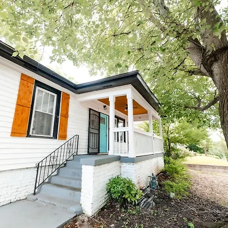 Downtown Atlanta Home Perfect Location-2