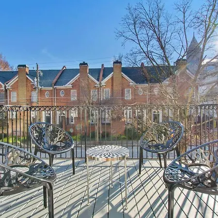 Modern Designer 3 Bedroom Townhouse In Midtown-2